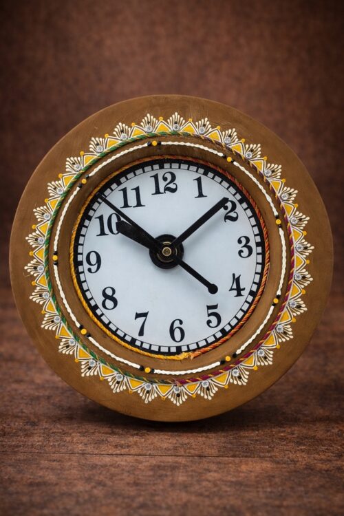 Round Shape Cow Dung Gobar Wall Clock